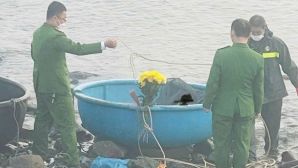 Xác minh danh tính thi thể nam giới trôi dạt trên biển Hà Tĩnh, thông tin đặc điểm nhận dạng 