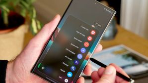 Bảng giá Galaxy S23 tháng 1/2026:  Galaxy S23 Ultra chạm đáy, rẻ như tầm trung, Galaxy S23 FE dễ mua