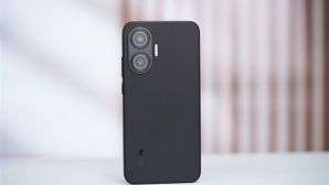 Đây là cỗ máy gaming rẻ nhất Việt Nam cho khả năng chiến game mượt như Galaxy S25 Ultra pin 7500 mAh