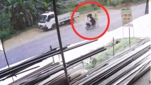 Cơ quan chức năng thông tin nóng về tình hình Thượng úy CSGT bị xe máy kẹp 3 tông văng ra lề đường