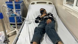 Ăn củ đậu luộc tưởng an toàn, bé trai 12 tuổi nhập viện cấp cứu vì ngộ độc, bác sĩ cảnh báo nguy hiểm