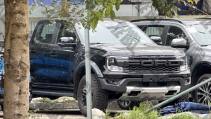 Ford Ranger Raptor máy xăng V6 lộ diện tại Việt Nam: Ước mơ của người Việt sắp thành sự thật
