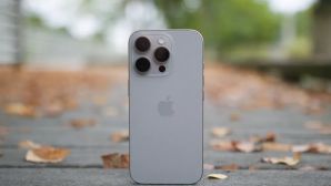 Đây là iPhone Pro mạnh và rẻ nhất Việt Nam, trang bị kém iPhone 17 Pro rất ít, giá ngang iPhone 17