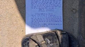 Lộ chân tướng vụ bức thư tuyệt mệnh của học sinh 15 tuổi cùng đôi dép và chiếc khăn đỏ ở Nghệ An