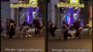 Chấn động clip nhóm người Việt dùng hung khí tấn công du khách nước ngoài tại Nha Trang