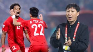 Ngôi sao ĐT Việt Nam làm điều khó tin tại V.League, HLV Kim Sang-sik nhận 'cảnh báo kép'