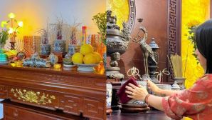 Cuối năm lau dọn bàn thờ tưởng quen thuộc nhưng hàng loạt kiêng kỵ dễ phạm khiến nhiều gia đình lo lắng trước ngày Tết