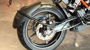 Tin xe 12/2: Ra mắt ‘vua côn tay’ 200cc mới giá 48 triệu đồng, ‘đè bẹp’ Yamaha Exciter và Winner R