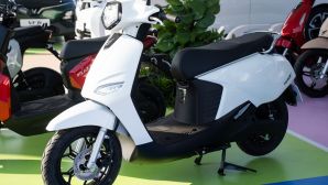 VinFast Vero X chinh phục khách Việt nhờ ‘dáng đẹp, chạy êm’