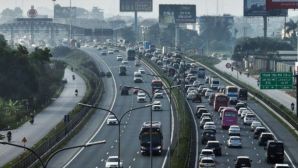 CSGT siết xe khách cuối kỳ nghỉ Tết: Nhồi nhét, chở quá tải có thể bị phạt tới 75 triệu đồng