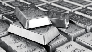 Quỹ bạc lớn nhất thế giới ‘quay xe’ mua ròng kỷ lục từ đầu tháng