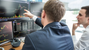 Dòng tiền ngoại rút mạnh khỏi một mã trụ, trái ngược đà tăng thị trường