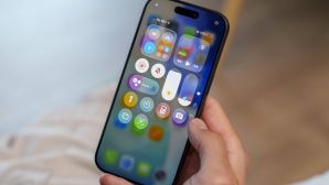 Cáp quang biển AAE-1 bị đứt, hàng nghìn Gbps dung lượng quốc tế bị mất: Internet Việt Nam ảnh hưởng ra sao?