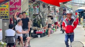 Phát hiện nam công nhân tử vong bí ẩn tại phòng trọ ở TP.HCM: Hàng xóm tiết lộ thông tin nóng