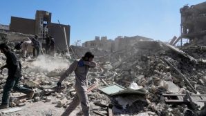 Chiến sự Trung Đông chiều 4/3: Mỹ nâng mức cảnh báo toàn vùng, Israel tập kích 'đầu não' Iran