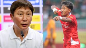 Sao Việt kiều gieo sầu cho HAGL, HLV Kim Sang Sik có thay đổi lớn với U23 Việt Nam