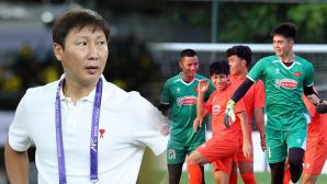 Danh sách ĐT Việt Nam có biến động lớn, HLV Kim Sang-sik loại 2 thủ môn trước 'đại chiến' Malaysia