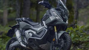 Tin xe hot 15/3: Honda chính thức ra mắt ‘vua xe ga’ mới ‘chất’ hơn SH và Air Blade, giá cạnh tranh