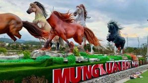 Gia cảnh 2 đứa trẻ đập phá mô hình ‘Mã đáo thành công’ 400 triệu đồng tại Quảng Trị