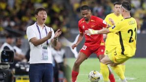 ĐT Việt Nam chính thức giành vé dự VCK Asian Cup 2027, HLV Kim Sang-sik lập kỷ lục 'khủng'