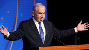 Ông Benjamin Netanyahu bất ngờ lên tiếng mới nhất giữa tin đồn đã tử vong: 'Tôi vẫn sống!'