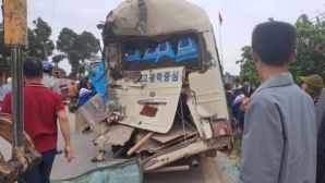 Thái Nguyên: Xe tải lao thẳng vào xe chở học sinh đang dừng sát lề, tình hình các nạn nhân