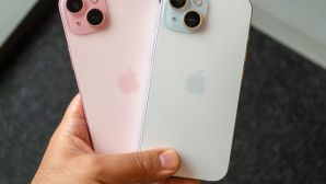 Đây là mẫu iPhone giảm siêu mạnh sau Tết, cấu hình cực mượt, chơi được nhiều năm nữa, đáng mua hơn iPhone 17e