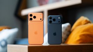 iPhone 17 Pro Max màu Cam Vũ Trụ ế ẩm tại Việt Nam, bị ghẻ lạnh chẳng ai quang tâm, người dùng chuyển sang chọn màu bạc