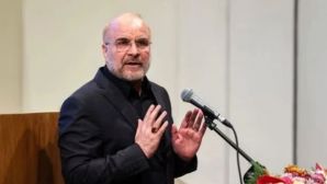 Iran phủ nhận đàm phán với Mỹ, tố ông Trump tung tin giả thao túng thị trường?