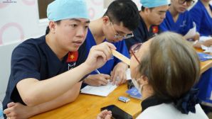 Bác sĩ Nha Khoa Quốc Tế Sài Gòn lan tỏa y đức thiện nguyện