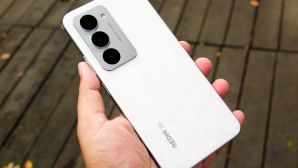 Giá Redmi 15 cuối tháng 3: Siêu rẻ cho màn lớn, pin khủng, thích hợp thời bão giá, xăng tăng