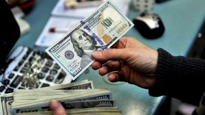 Tỷ giá USD Vietcombank hôm nay biến động bất ngờ, chợ đen giảm mạnh