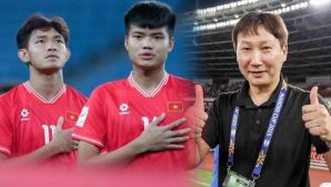 ĐT Việt Nam nhận 'tin vui kép', HLV Kim Sang-sik có thêm 'hỏa lực' giải bài toàn hàng công
