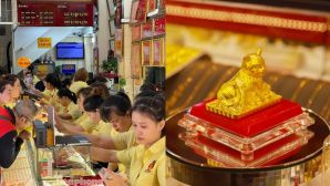 Giá vàng chốt phiên 28/3 quay đầu sau 3 tuần, SJC và vàng nhẫn tăng, giá vàng thế giới tiến sát 4.500 USD