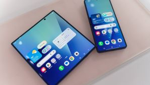 Bảng giá Samsung Galaxy chính hãng mới nhất 30/3: Galaxy S26 Ultra tiếp tục hạ giá, Galaxy A06 rẻ như cho