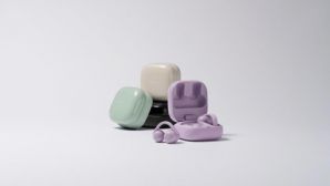 Sony Clip WF-LC900 ra mắt: Thiết kế dạng kẹp độc đáo, thời lượng pin lên tới 37 giờ