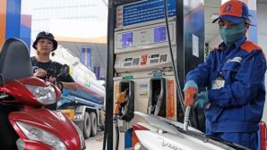 Đề xuất gia hạn thuế xăng dầu 0% đến tháng 6, diễn biến giá và nguồn cung đang được theo dõi