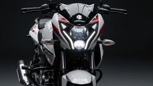 ‘Vua côn tay’ 180cc mới chính thức về đại lý giá 31,5 triệu đồng: Thiết kế chất, rẻ nhất thị trường