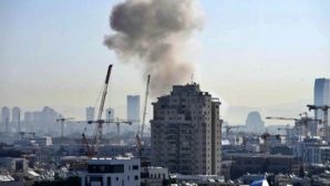 Mỹ nói dừng chiến sự Iran, ông Trump nhắc điều kiện rút lui và khả năng không cần thỏa thuận với Tehran