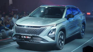 Có nên ‘xuống tiền’ mua Omoda C5 hybrid: SUV cỡ B giá rẻ chỉ 599 triệu đồng, ‘mềm’ hơn Yaris Cross
