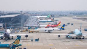 Nóng: Đề xuất áp phí phụ thu nhiên liệu hàng không, giá vé bay nội địa sắp biến động mạnh?