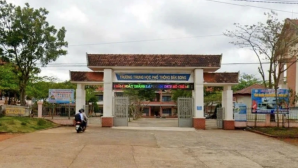 Ảnh nhạy cảm của nữ giáo viên xuất hiện trong trường, lộ nguyên nhân từ mâu thuẫn cá nhân, cơ quan chức năng vào cuộc