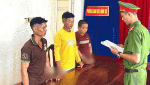 3 người đàn ông đánh tới tấp 1 người nún sọ vì con trâu: Tình hình nạn nhân? Nguồn cơn?