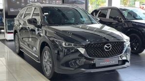 Quyết đả bại Ford Everest và Toyota Fortuner, Mazda CX-8 giảm giá lăn bánh cực rẻ đầu tháng 4/2026
