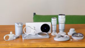 Mở hộp, trên tay vivo X300 Ultra: Tuyệt tác nhiếp ảnh nhỏ gọn trong tầm tay, ‘đại chiến’ Galaxy S26 Ultra