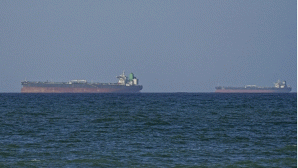 Phía Iran chính thức công bố chi tiết hướng dẫn ra vào eo biển Hormuz để không vướng phải thủy lôi