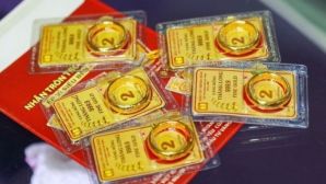 Giá vàng hôm nay có biên độ dao động lớn: Lý giải vàng vượt ngưỡng 6.000 USD/ounce không còn xa