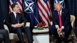 Sau cuộc gặp với lãnh đạo NATO, ông Trump gây chú ý với phát biểu gay gắt