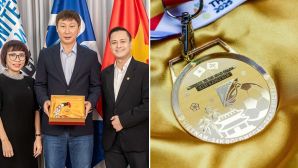 Giá vàng chiều 10/4 biến động, tấm HCV 33 chỉ HLV Kim Sang Sik nhận sau SEA Games tăng giá chóng mặt