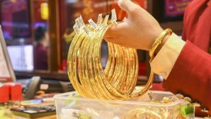 Giá vàng hôm nay tăng đồng loạt từ trong nước đến thế giới: Dự báo gặp 1 số trở ngại trong ngắn hạn!